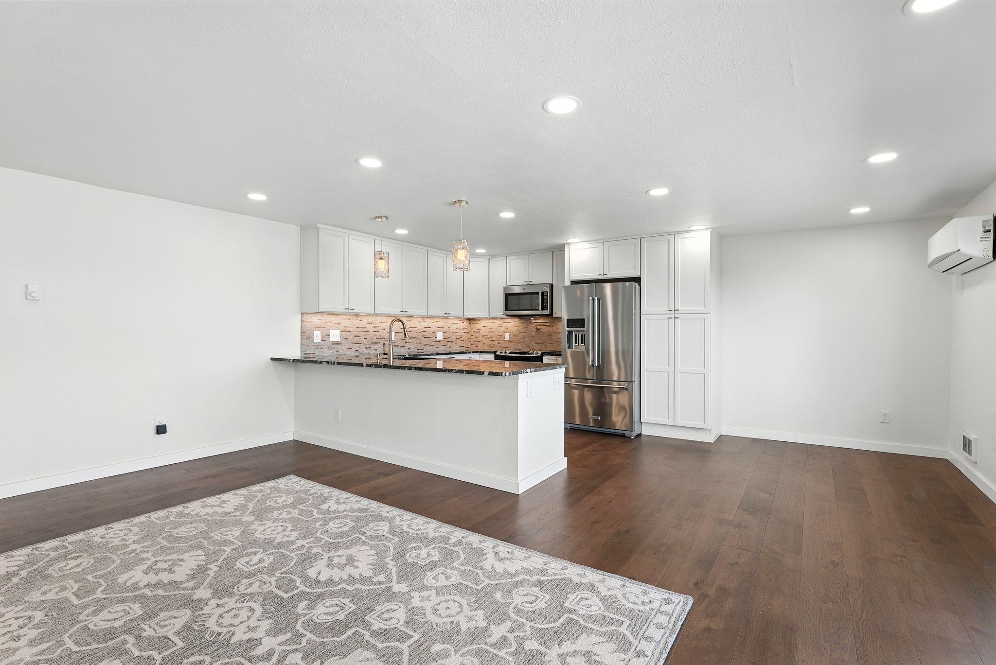 214 W 6th Ave - Photo 14