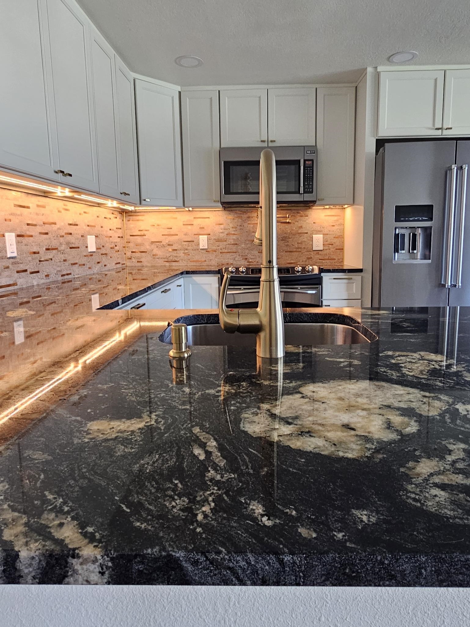 214 W 6th Ave - Photo 28