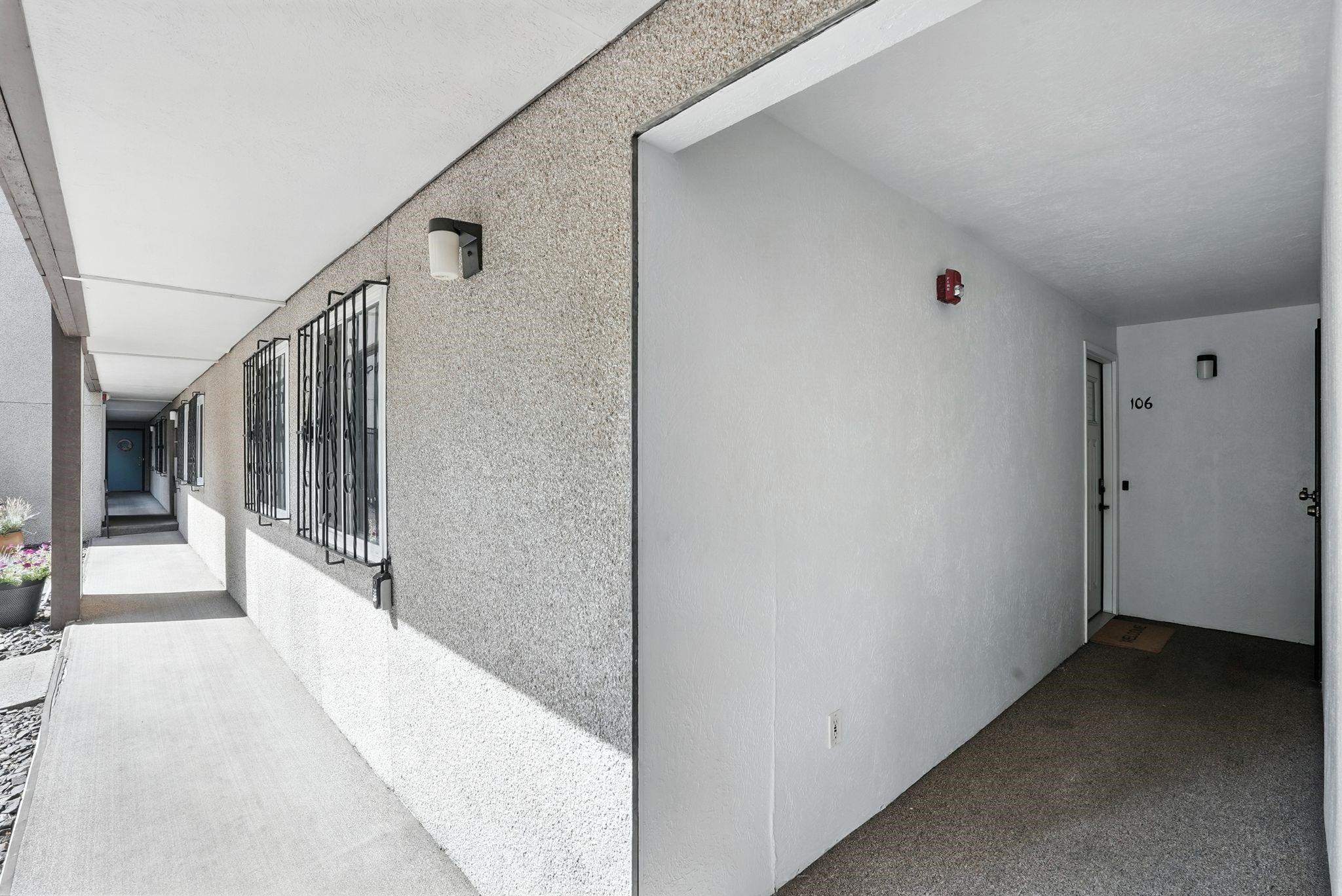 214 W 6th Ave - Photo 8