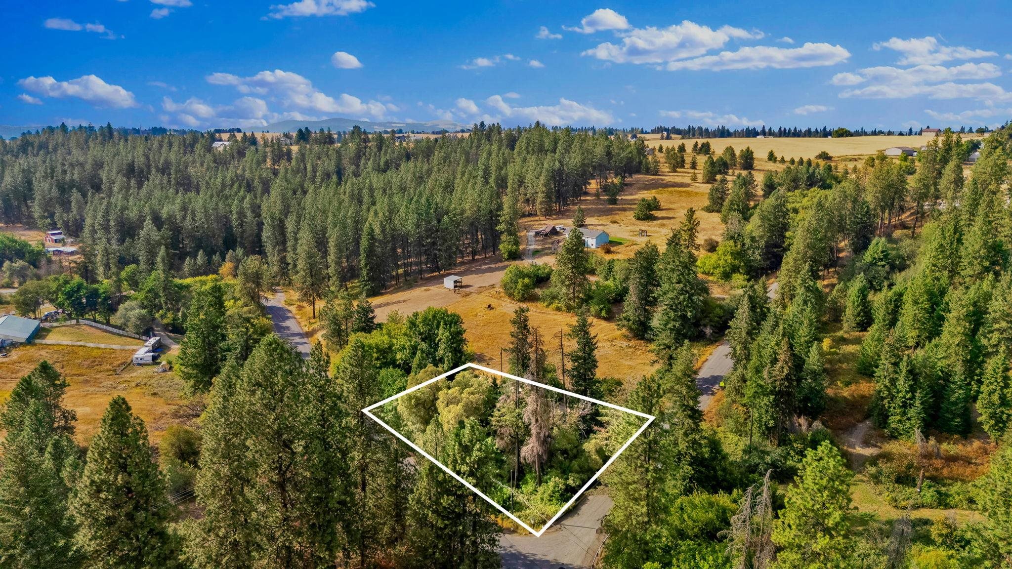 7501 N Orchard Prairie Rd - Photo 4