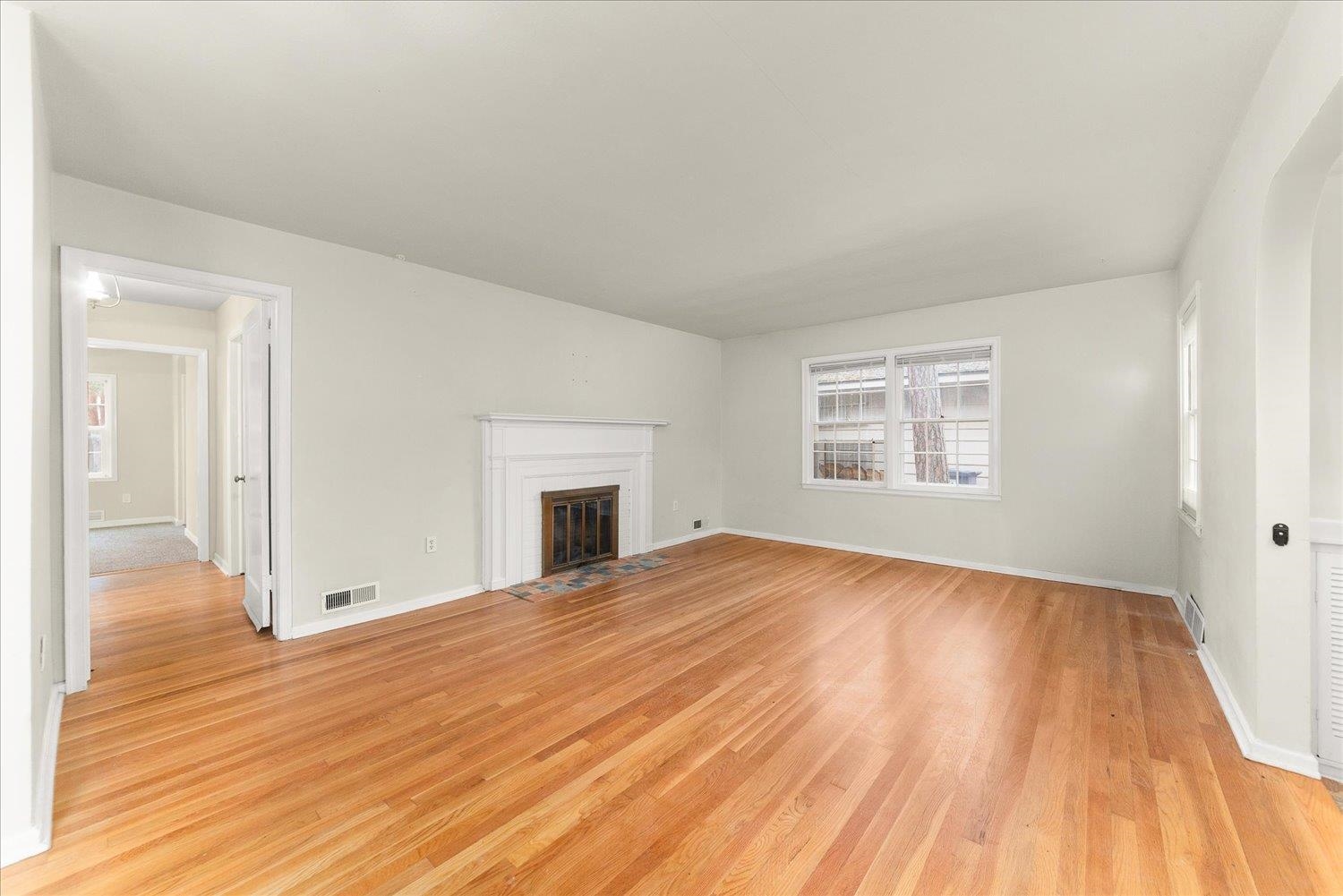 1118 E 28th Ave - Photo 11