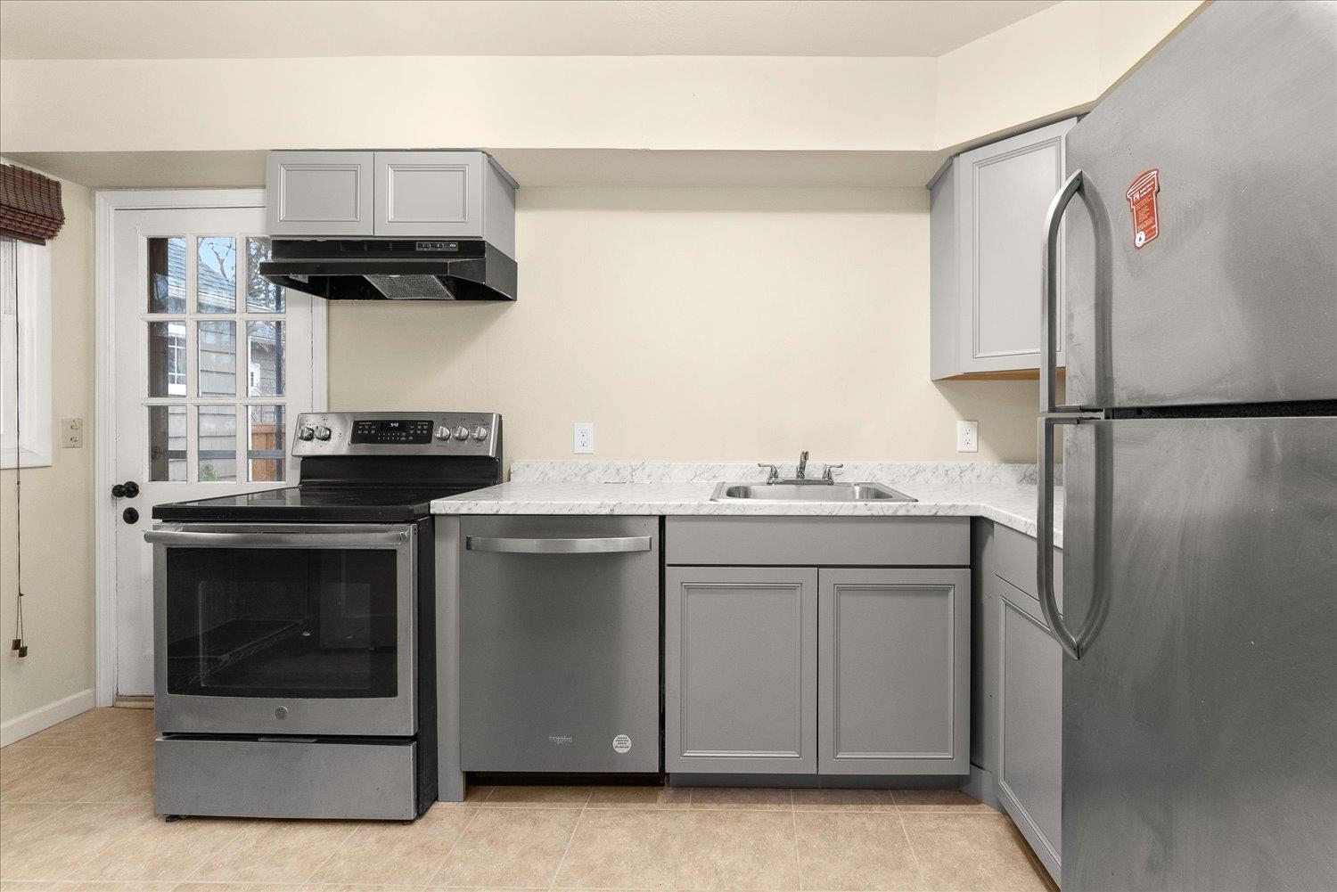 1118 E 28th Ave - Photo 14