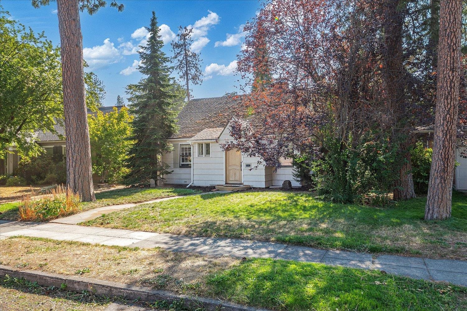 1118 E 28th Ave - Photo 3