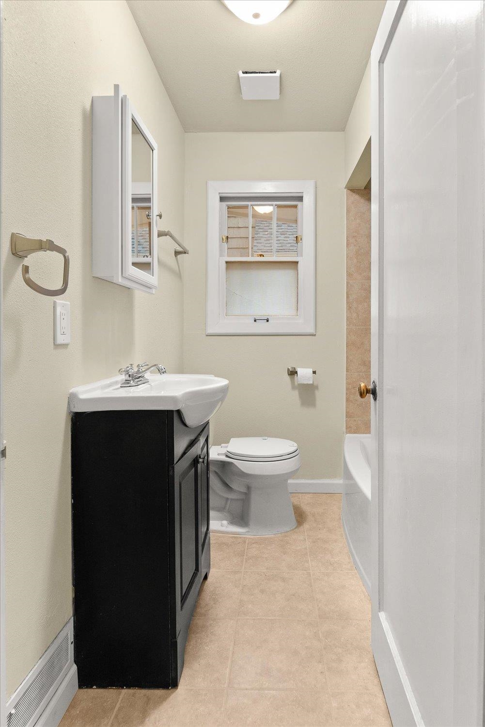 1118 E 28th Ave - Photo 21