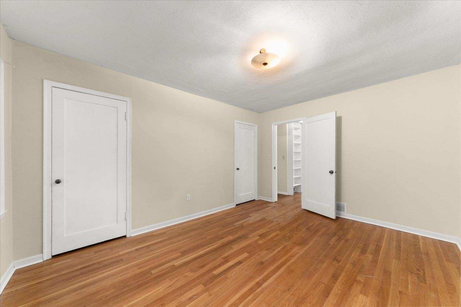 1118 E 28th Ave - Photo 24