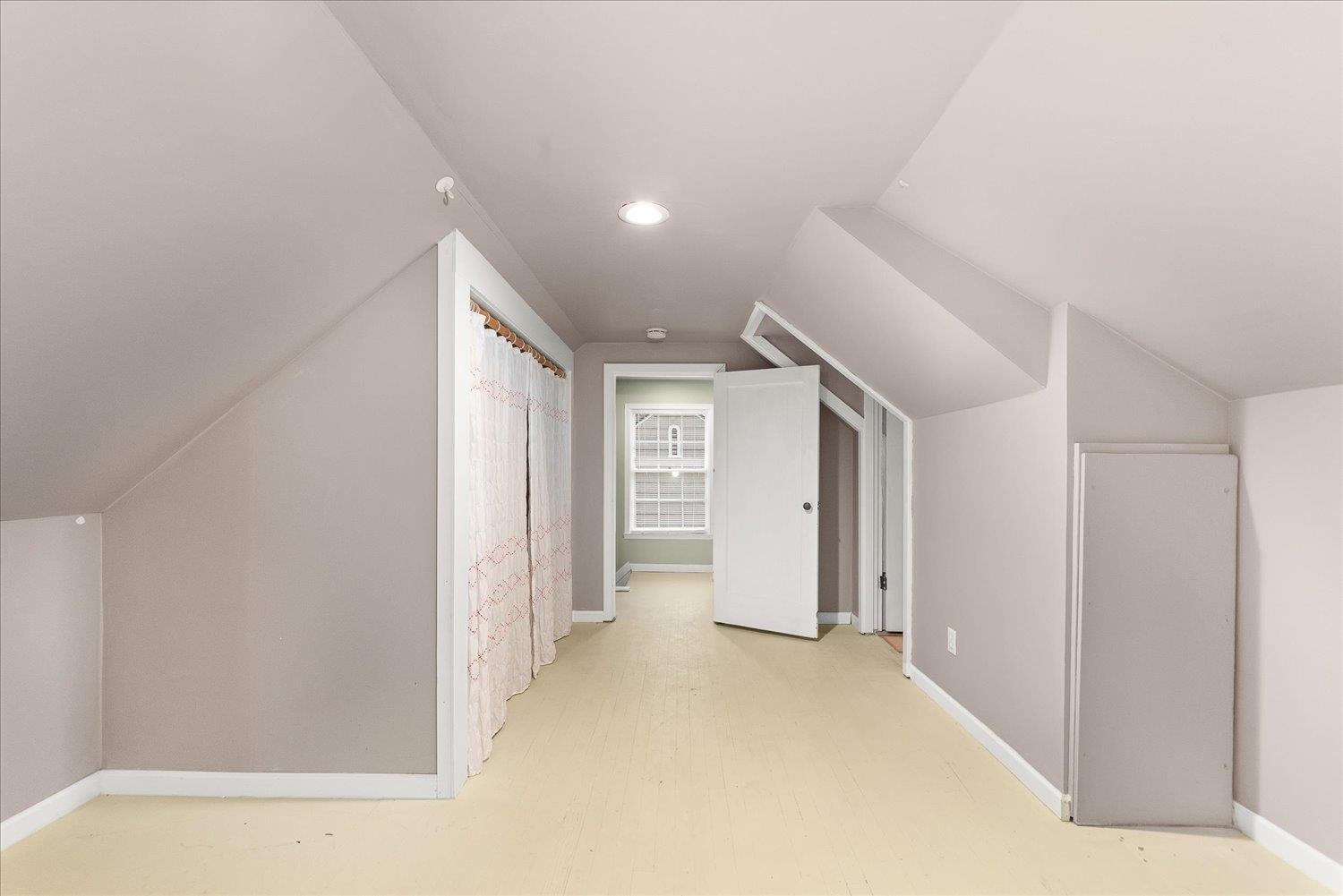 1118 E 28th Ave - Photo 28