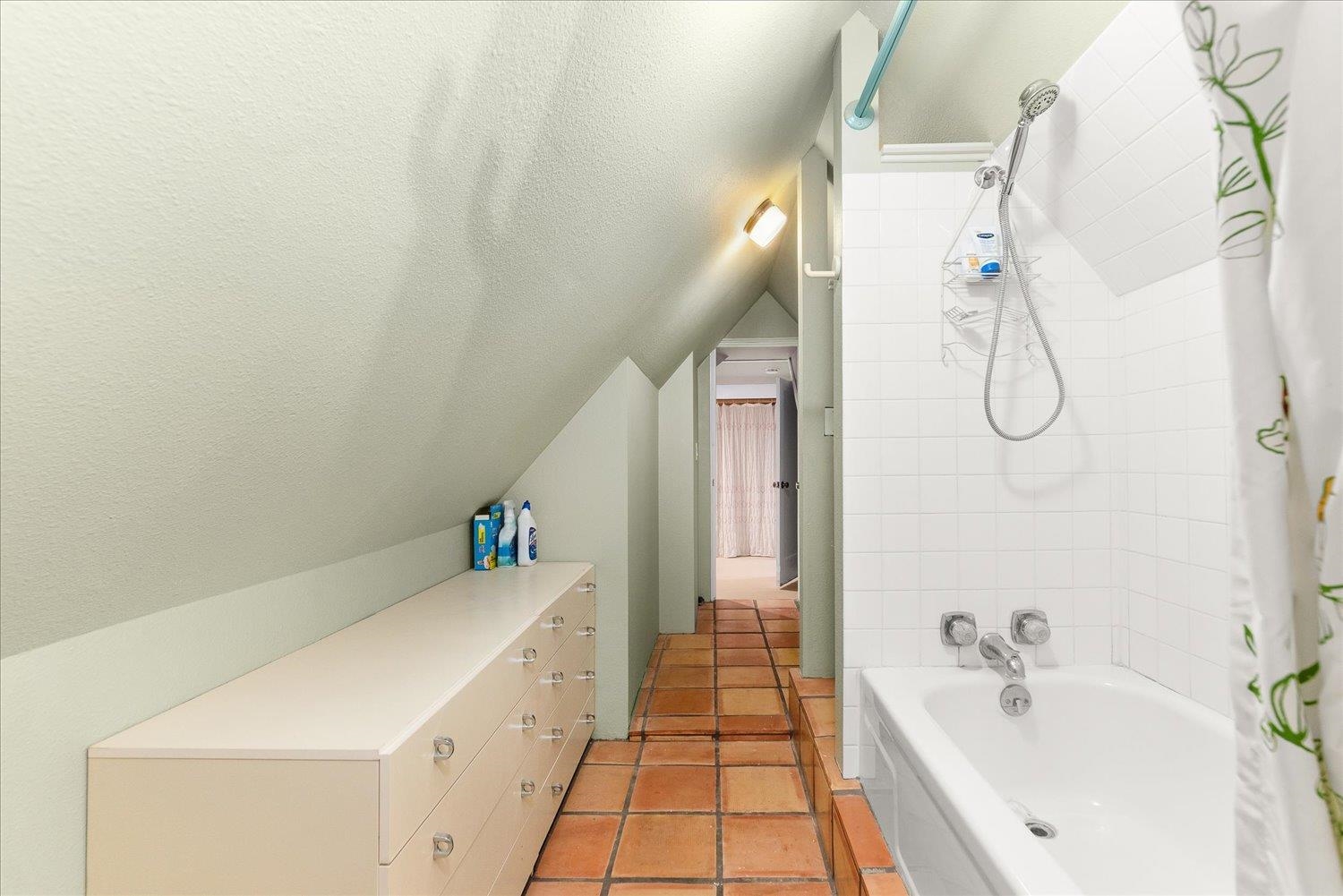1118 E 28th Ave - Photo 31