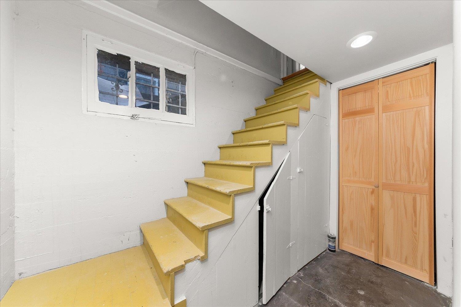 1118 E 28th Ave - Photo 32