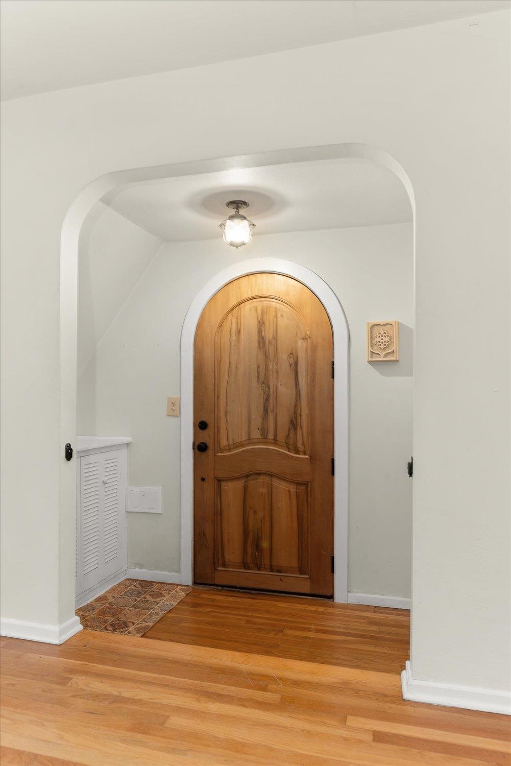 1118 E 28th Ave - Photo 5