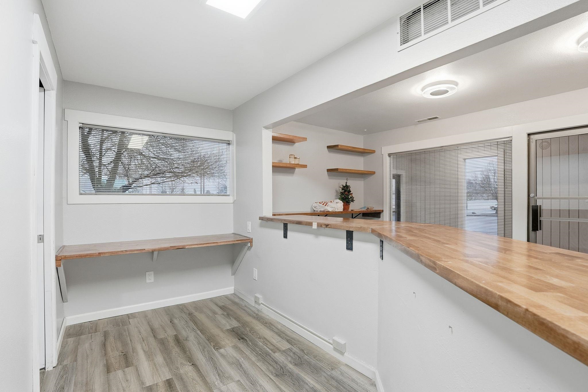 1124 S Pines Rd - Photo 12