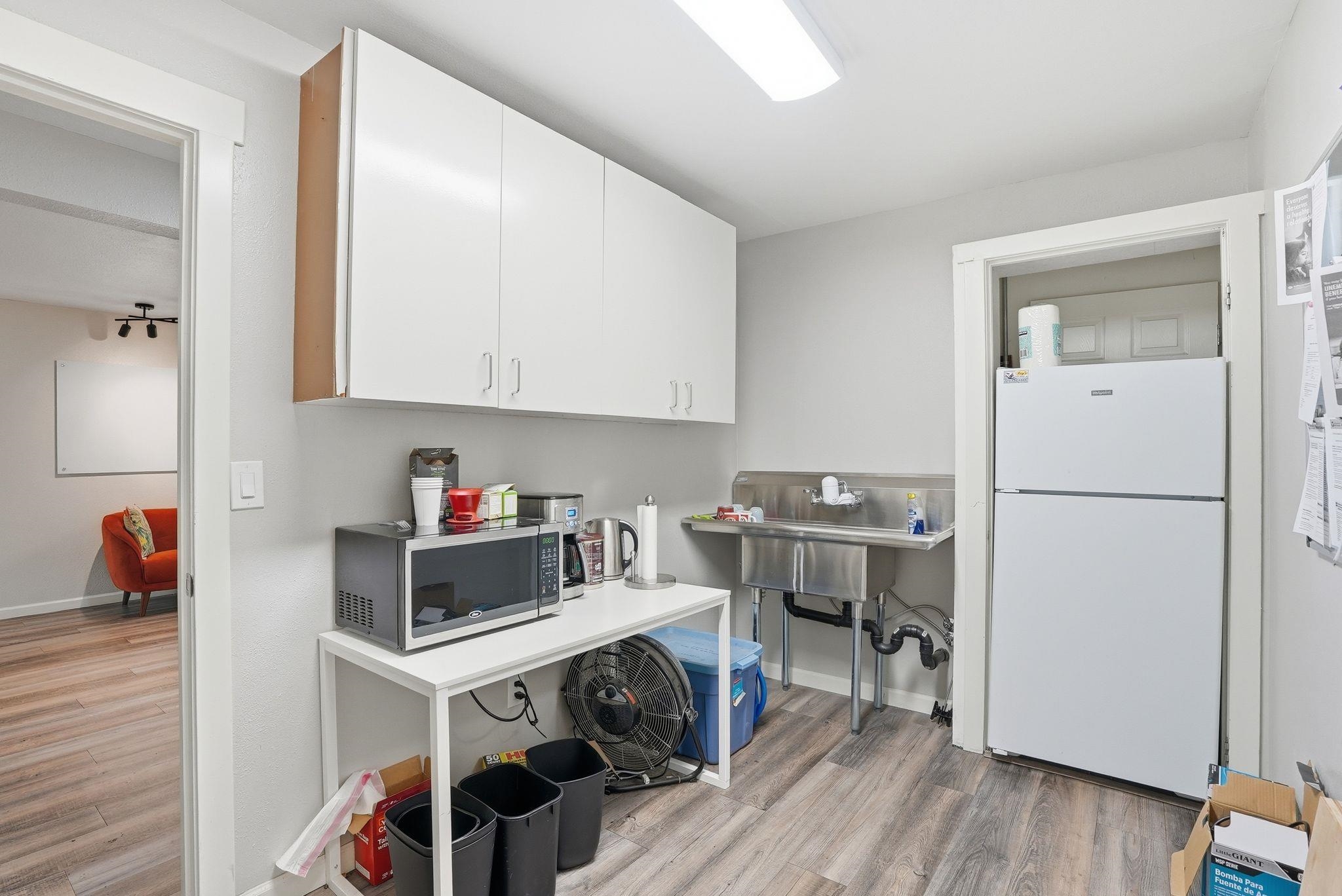 1124 S Pines Rd - Photo 18