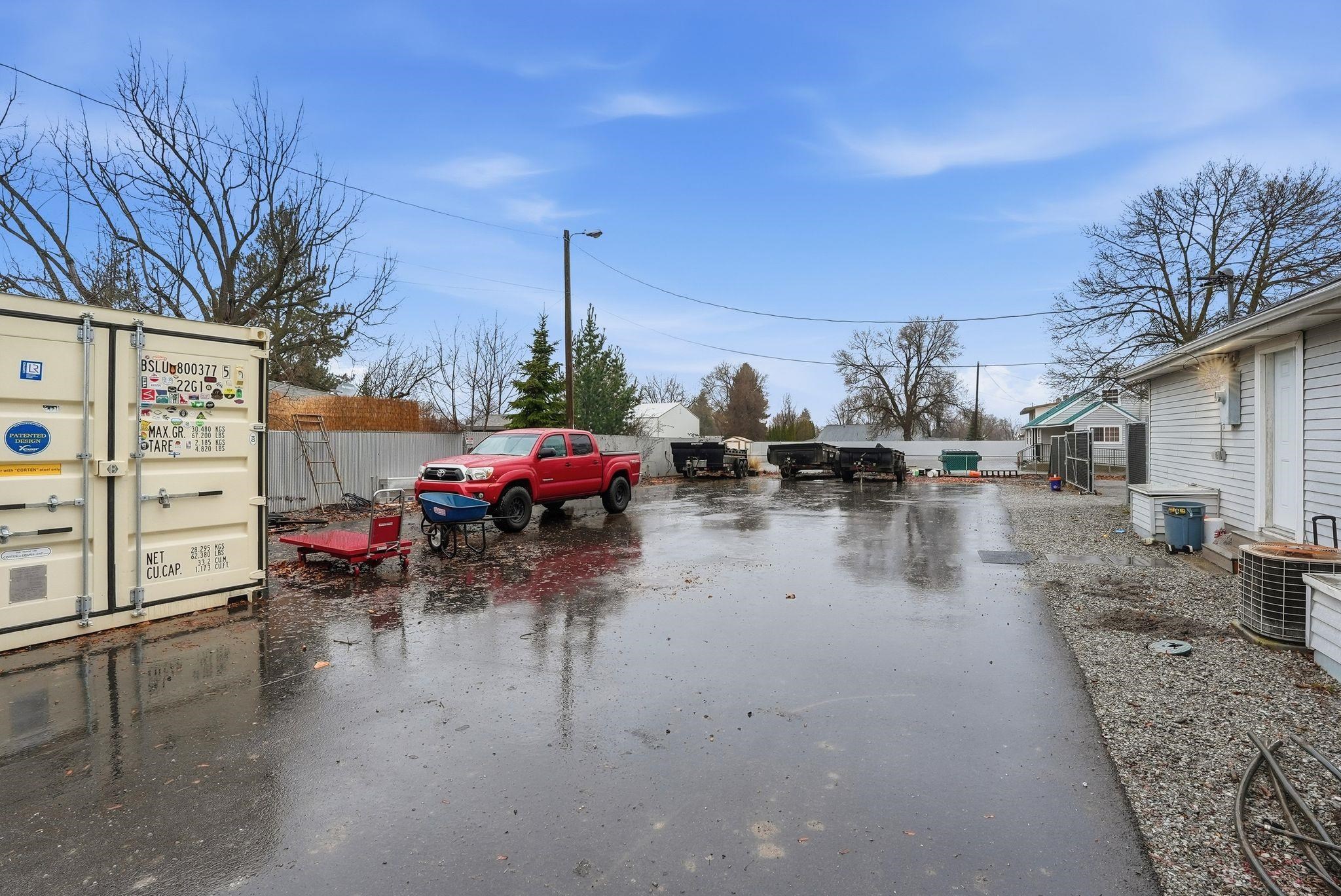 1124 S Pines Rd - Photo 28