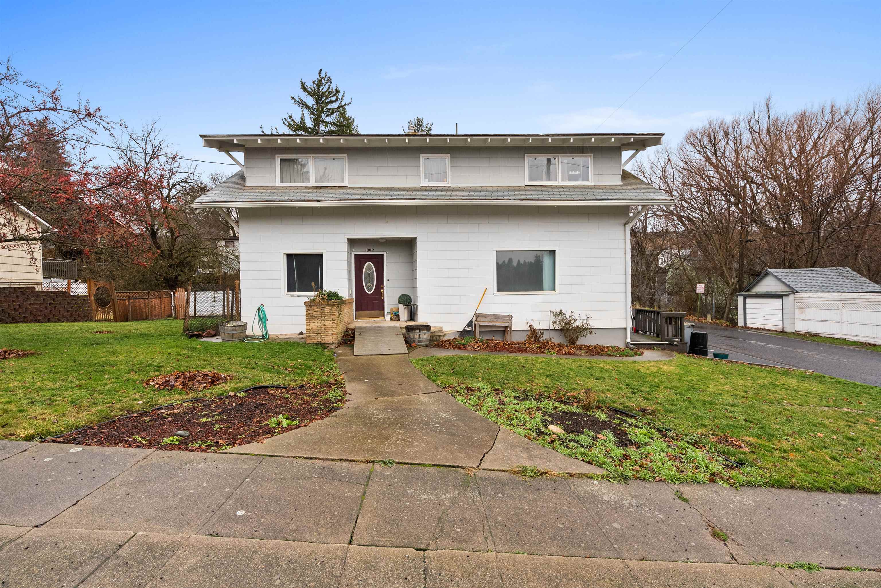 1002 S Mill St - Photo 1