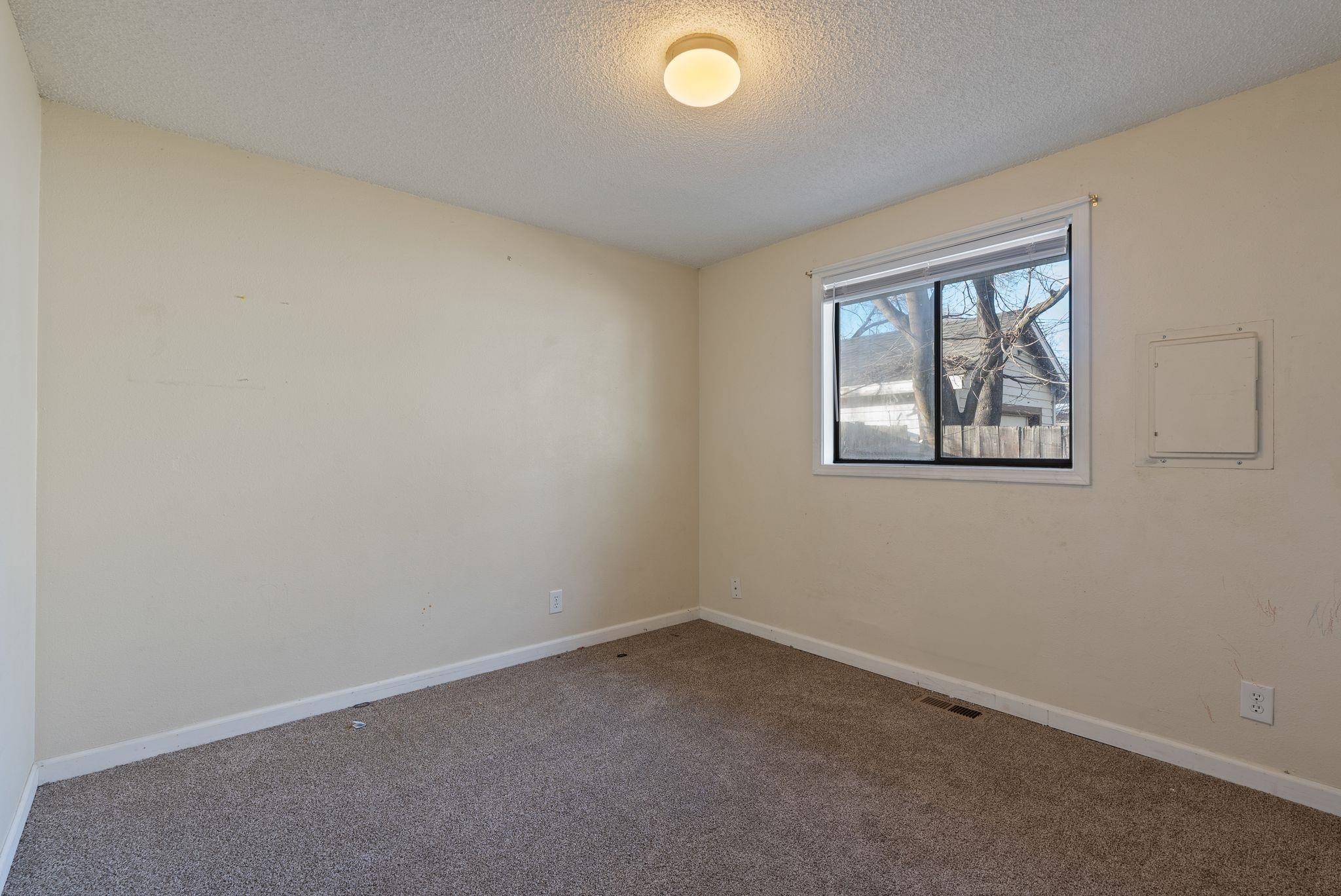 2117 E Euclid Ave - Photo 19