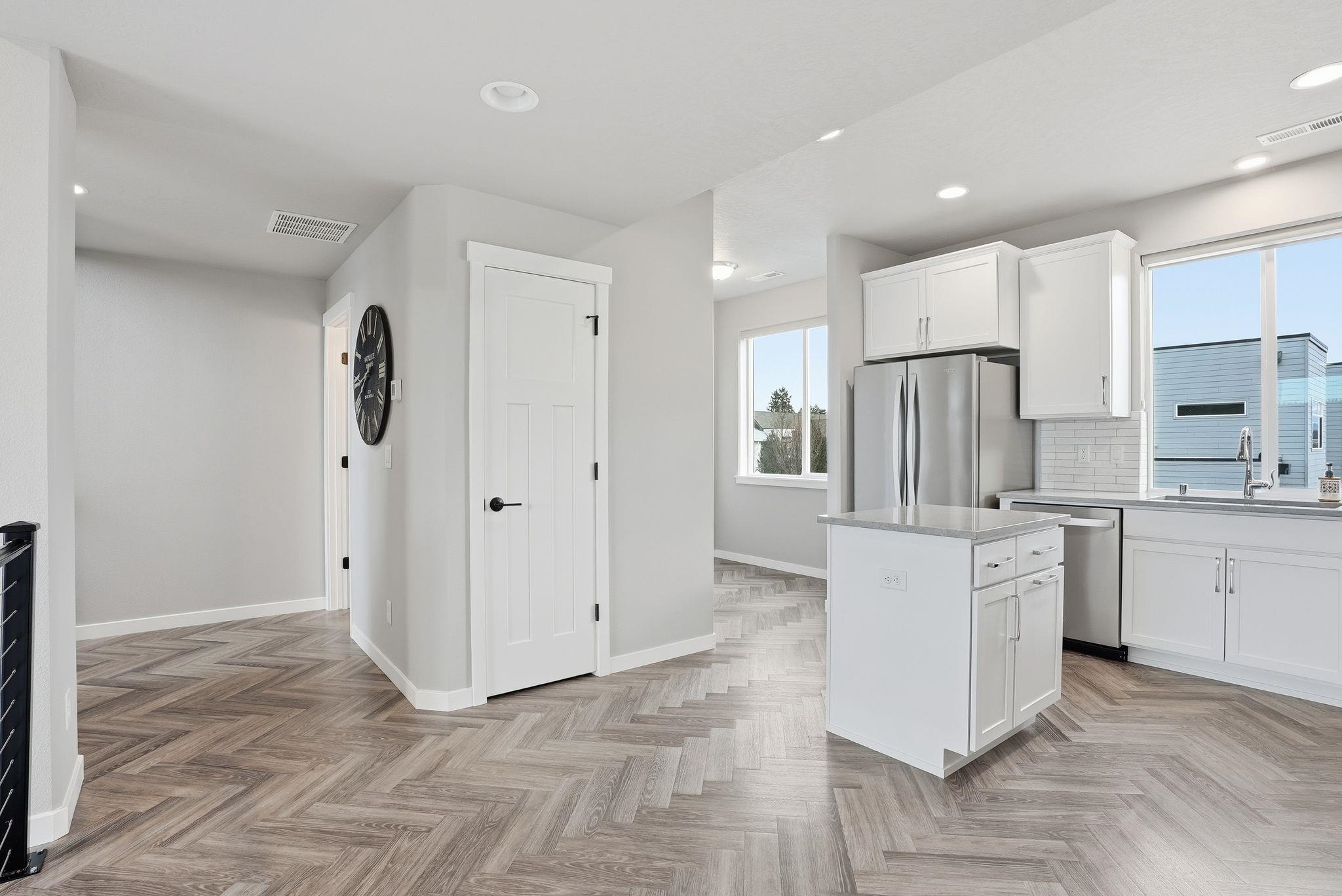 471 N Cochran Pl - Photo 9