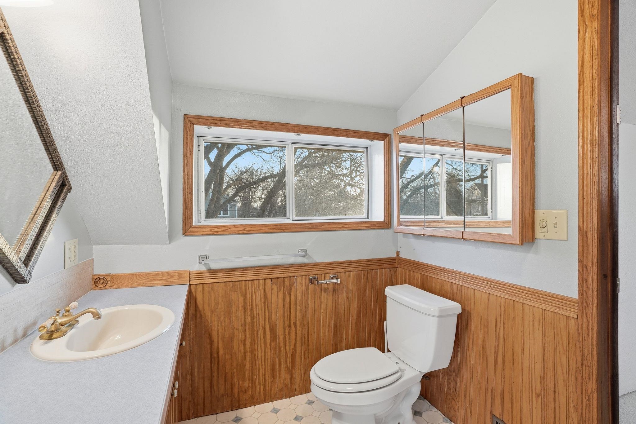 907 W Fairview Ave - Photo 12