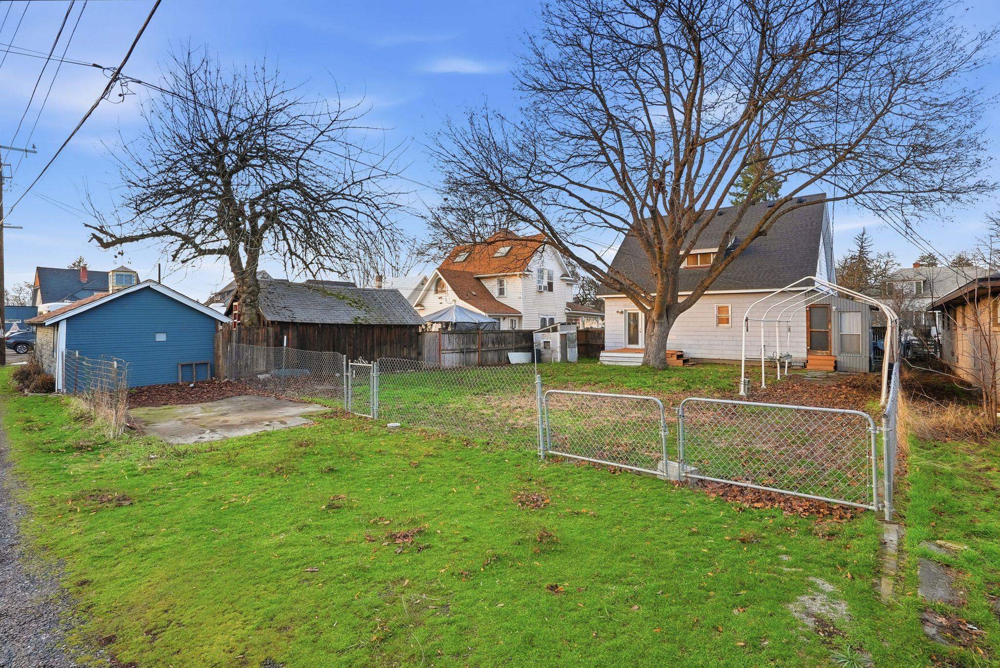 907 W Fairview Ave - Photo 16