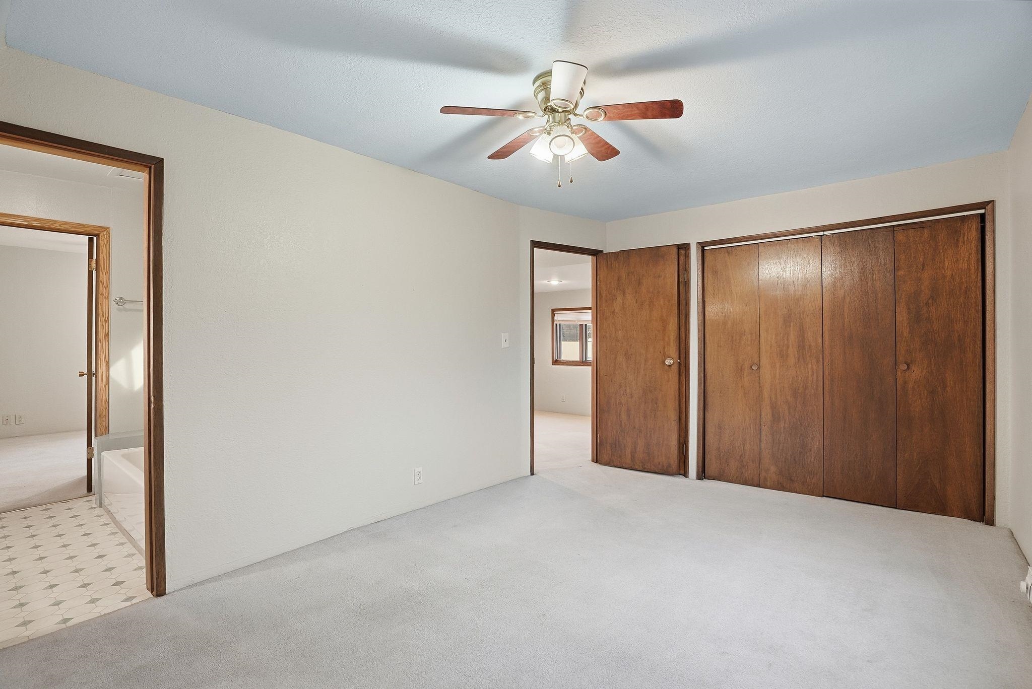 907 W Fairview Ave - Photo 10
