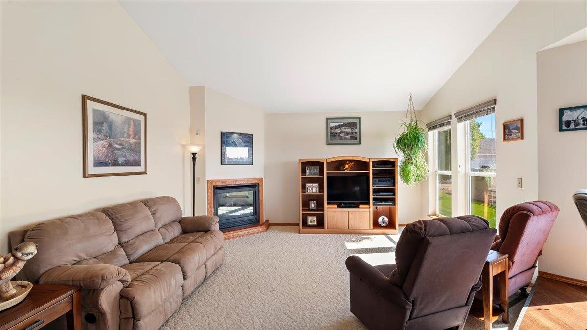 304 E Burk Rd - Photo 13