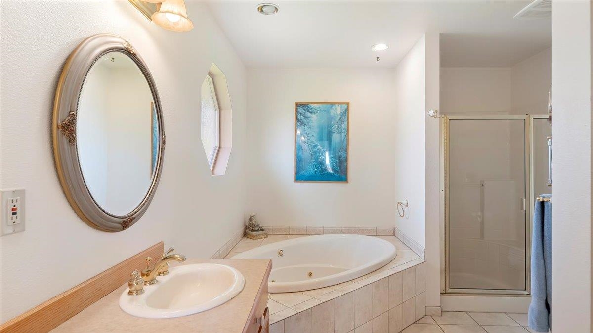 304 E Burk Rd - Photo 19
