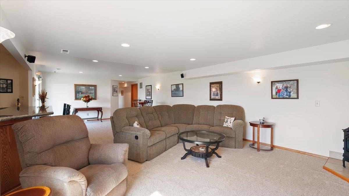 304 E Burk Rd - Photo 23