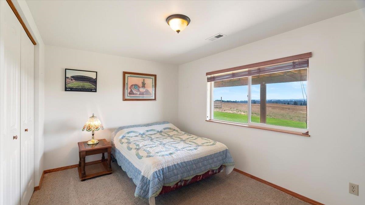304 E Burk Rd - Photo 25