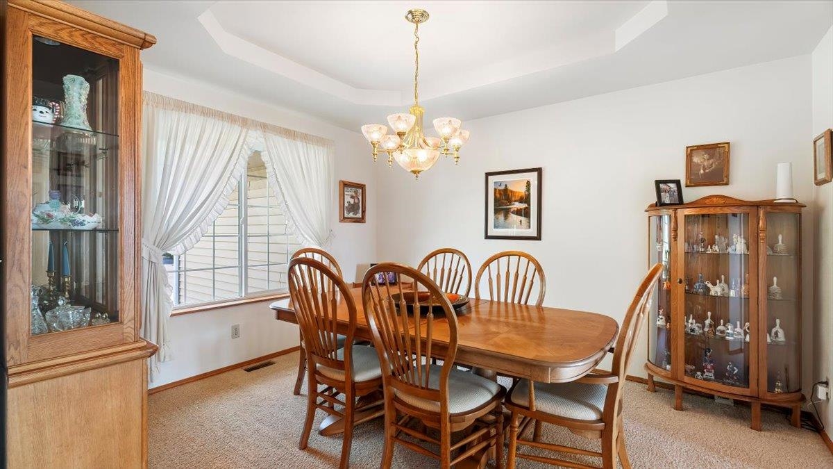 304 E Burk Rd - Photo 9