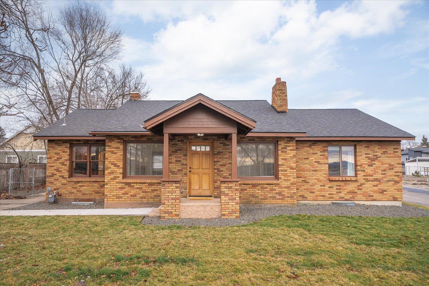 12603 E Main Ave - Photo 1