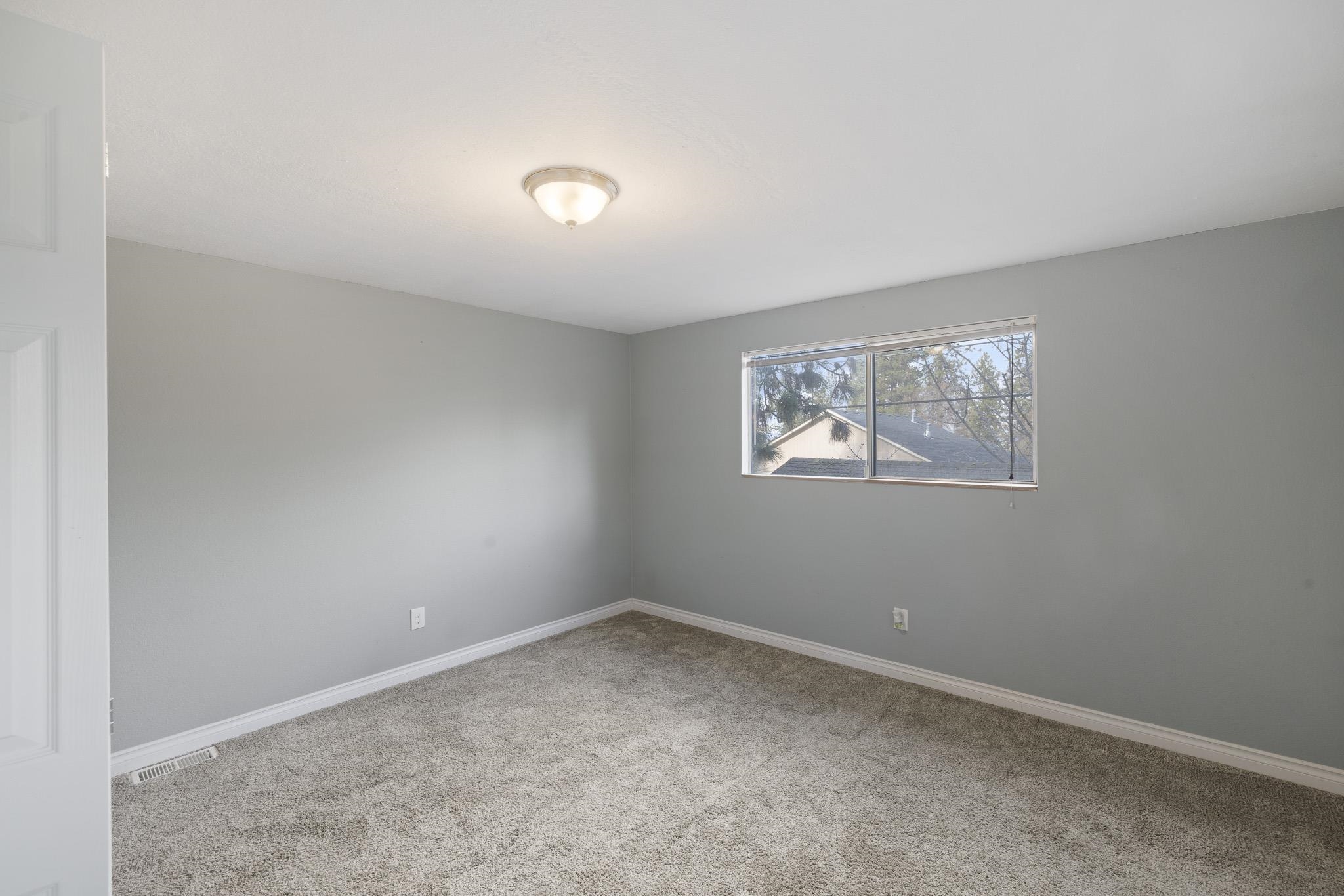 4023 E 12th St - Photo 20