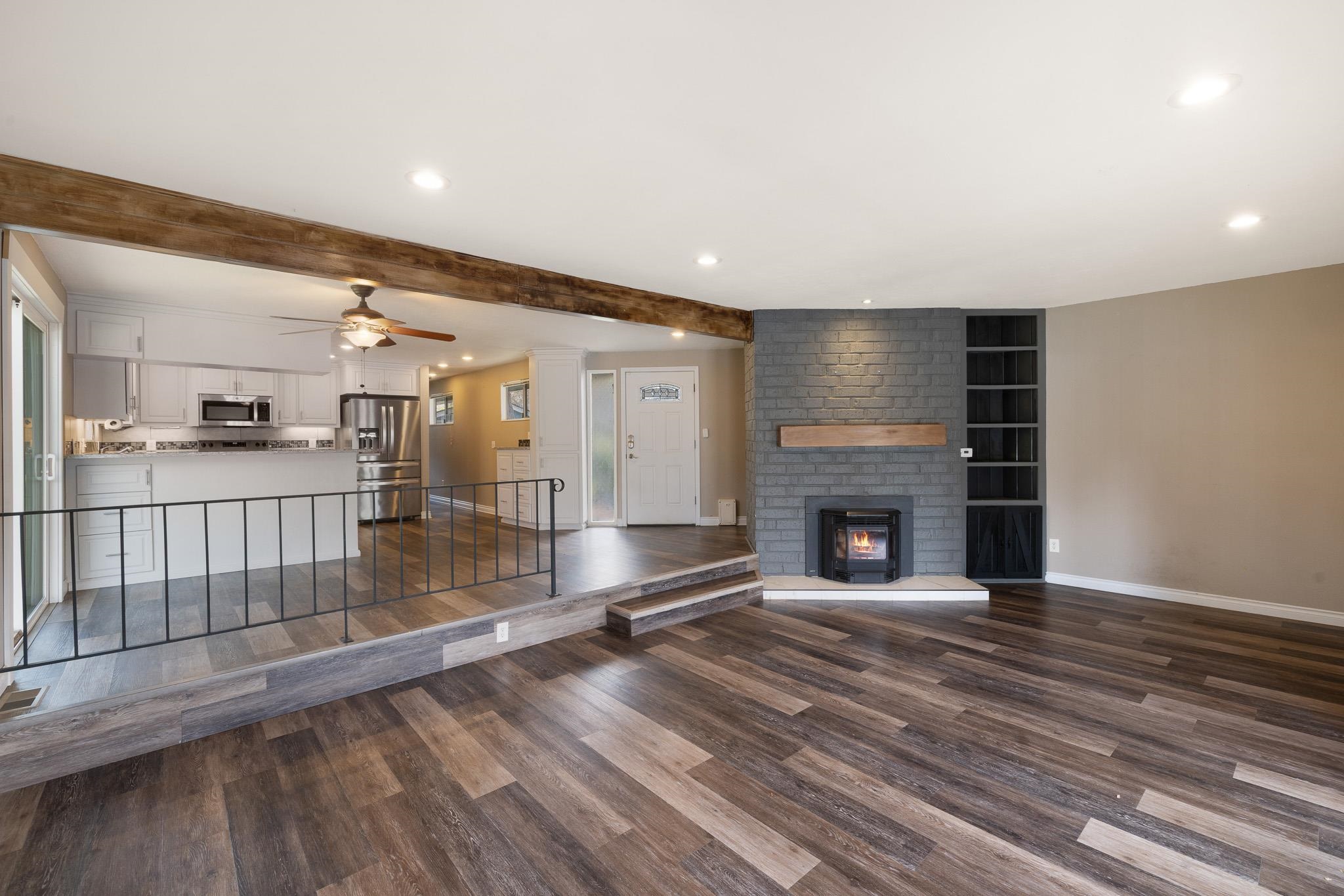 4023 E 12th St - Photo 8