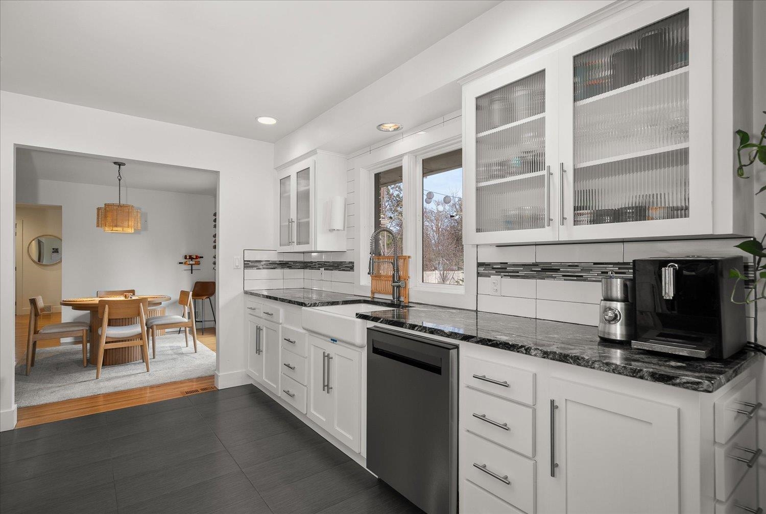 3325 S Bernard St - Photo 14