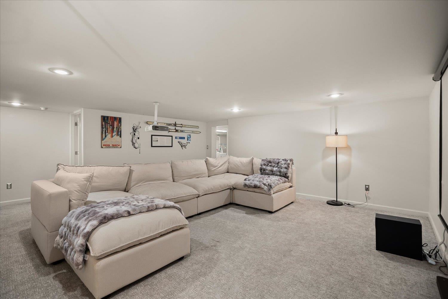 3325 S Bernard St - Photo 25