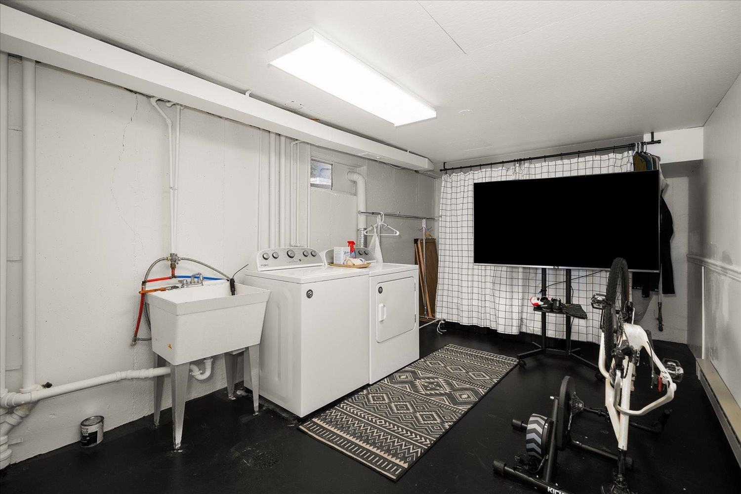 3325 S Bernard St - Photo 32