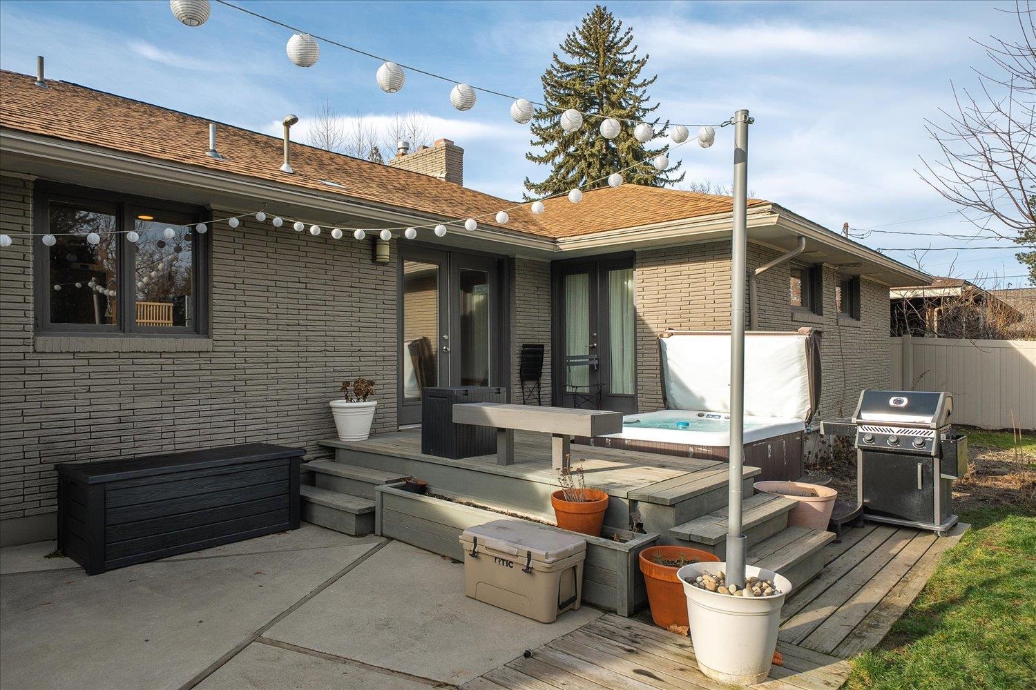 3325 S Bernard St - Photo 35