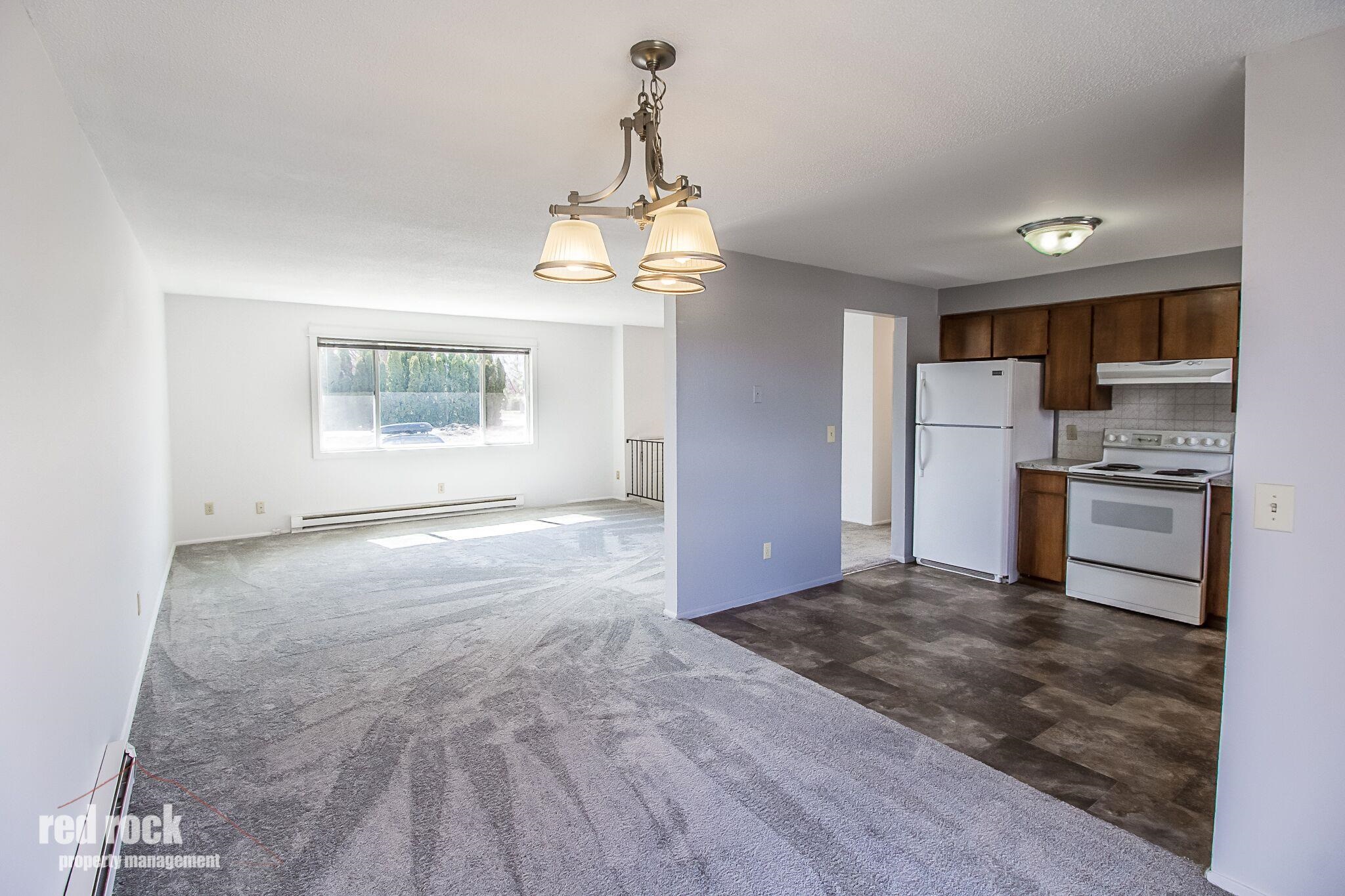 405 E Dalke Ave - Photo 2