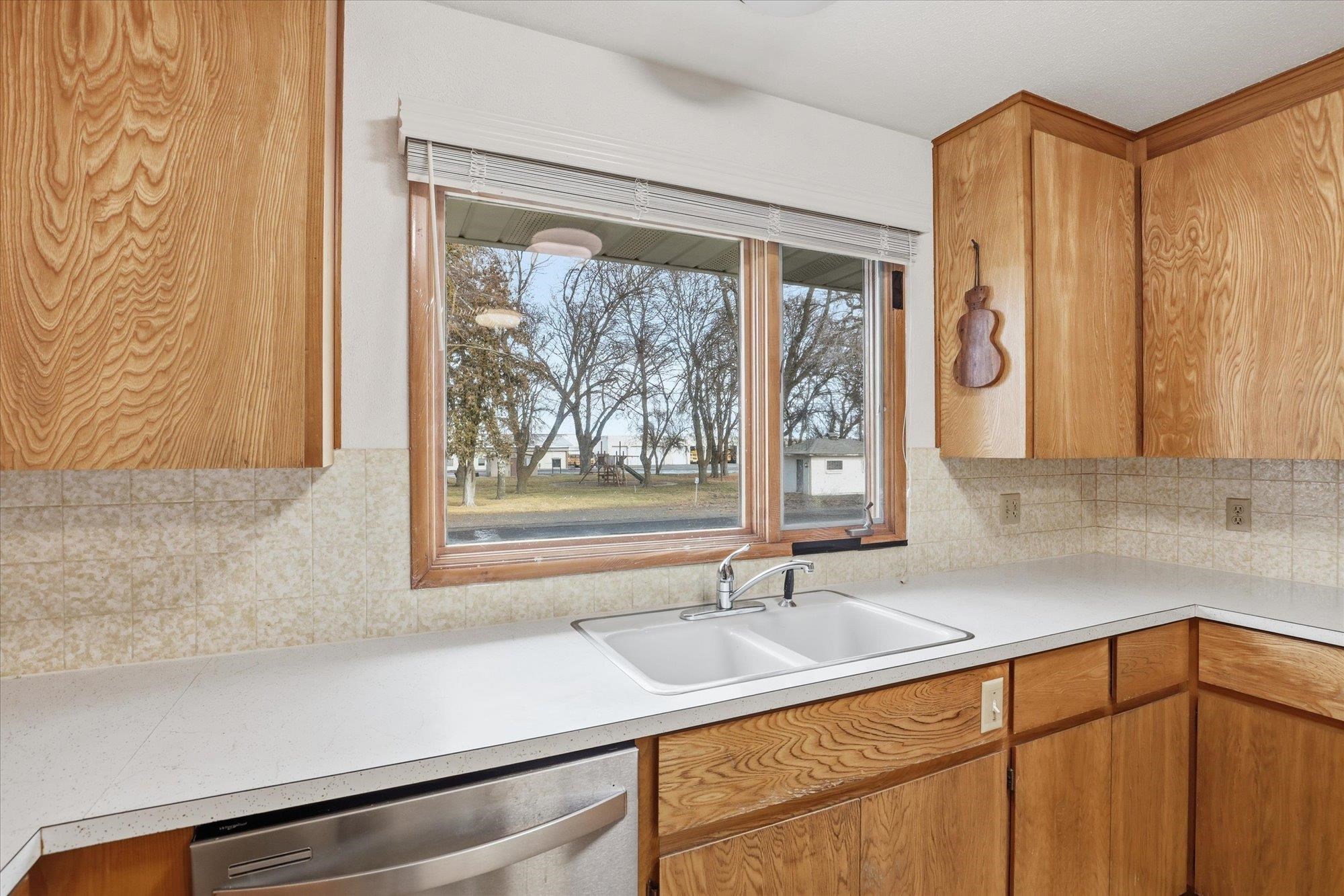 16 W Douglas St - Photo 15