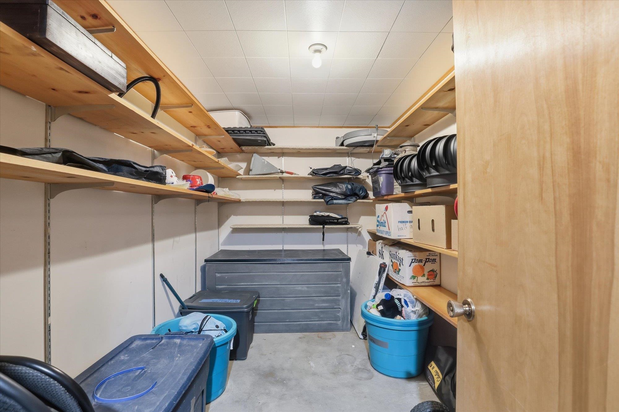 16 W Douglas St - Photo 33