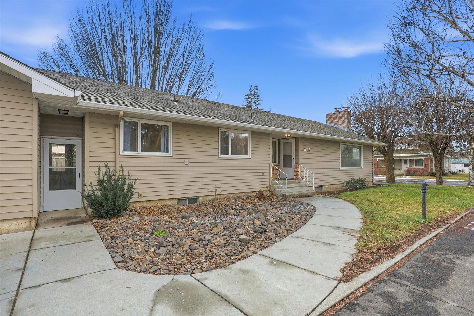 16 W Douglas St - Photo 8