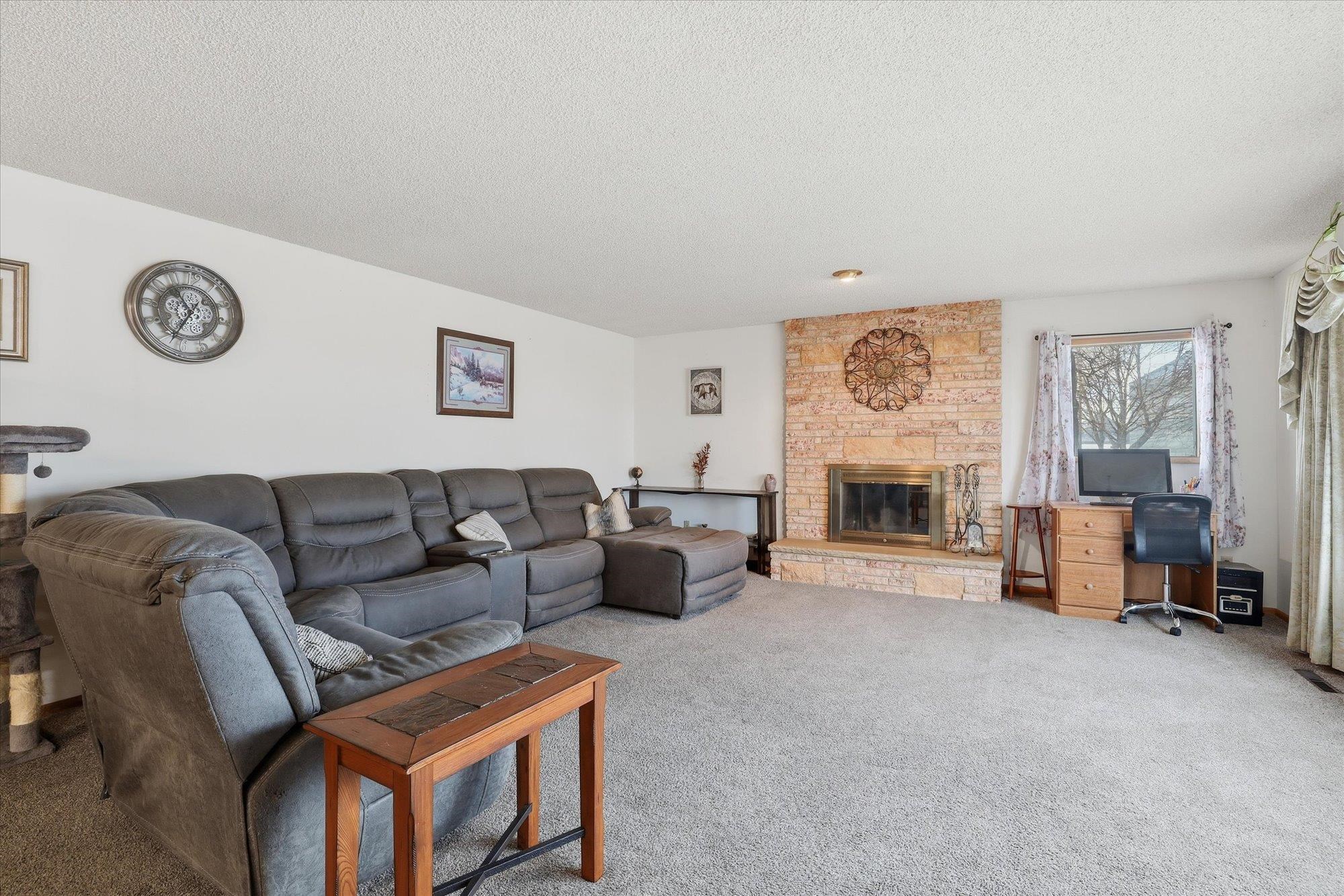 16 W Douglas St - Photo 9