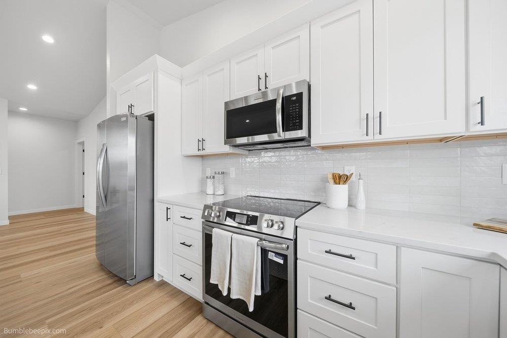 1012 Steptoe View Ln - Photo 18