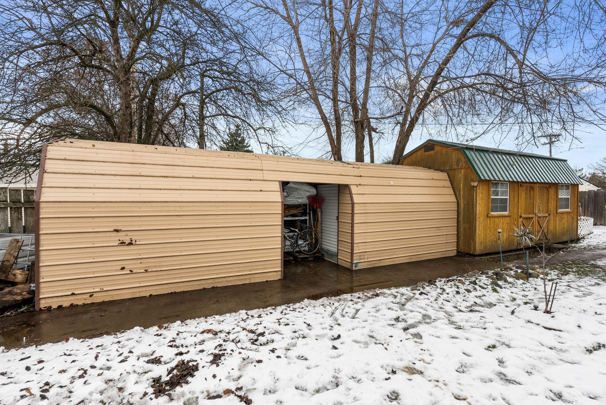 302 E Hawthorne Rd - Photo 23
