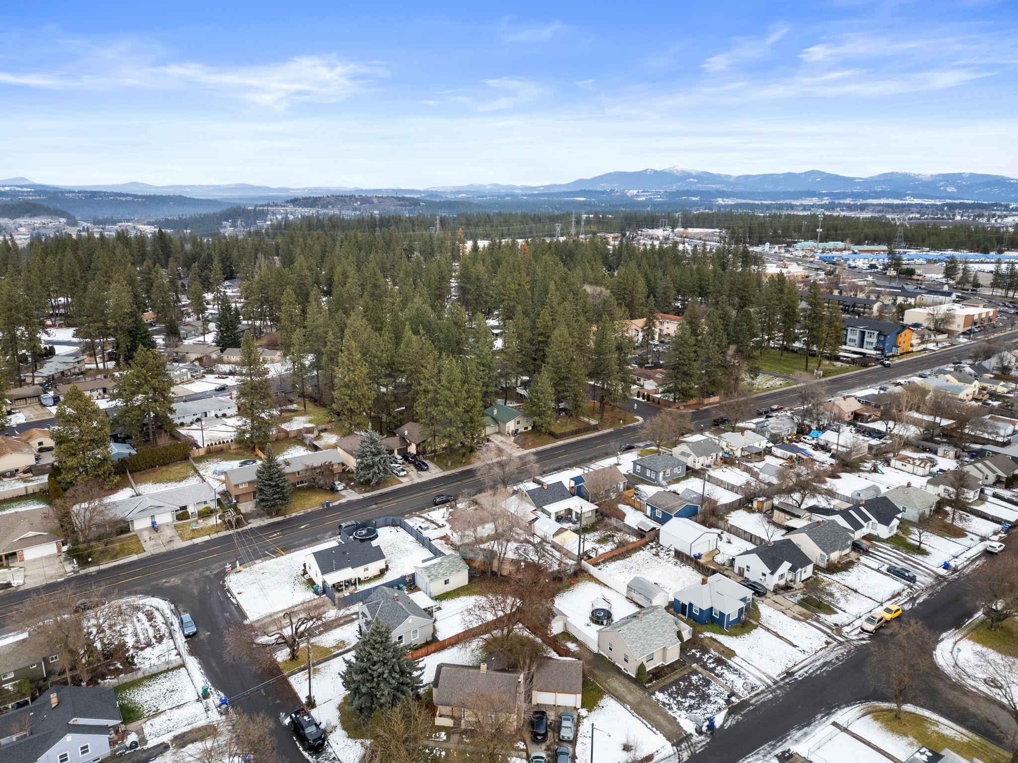 302 E Hawthorne Rd - Photo 29