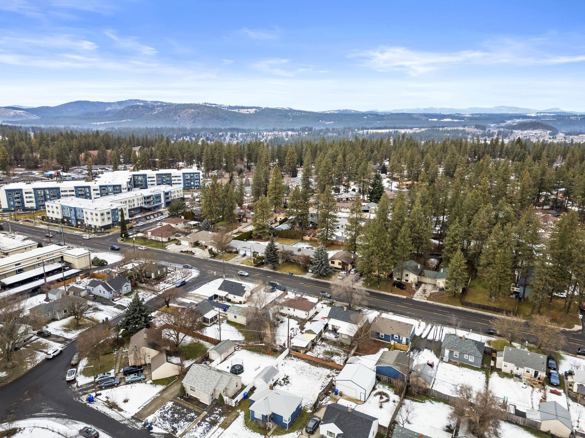 302 E Hawthorne Rd - Photo 32
