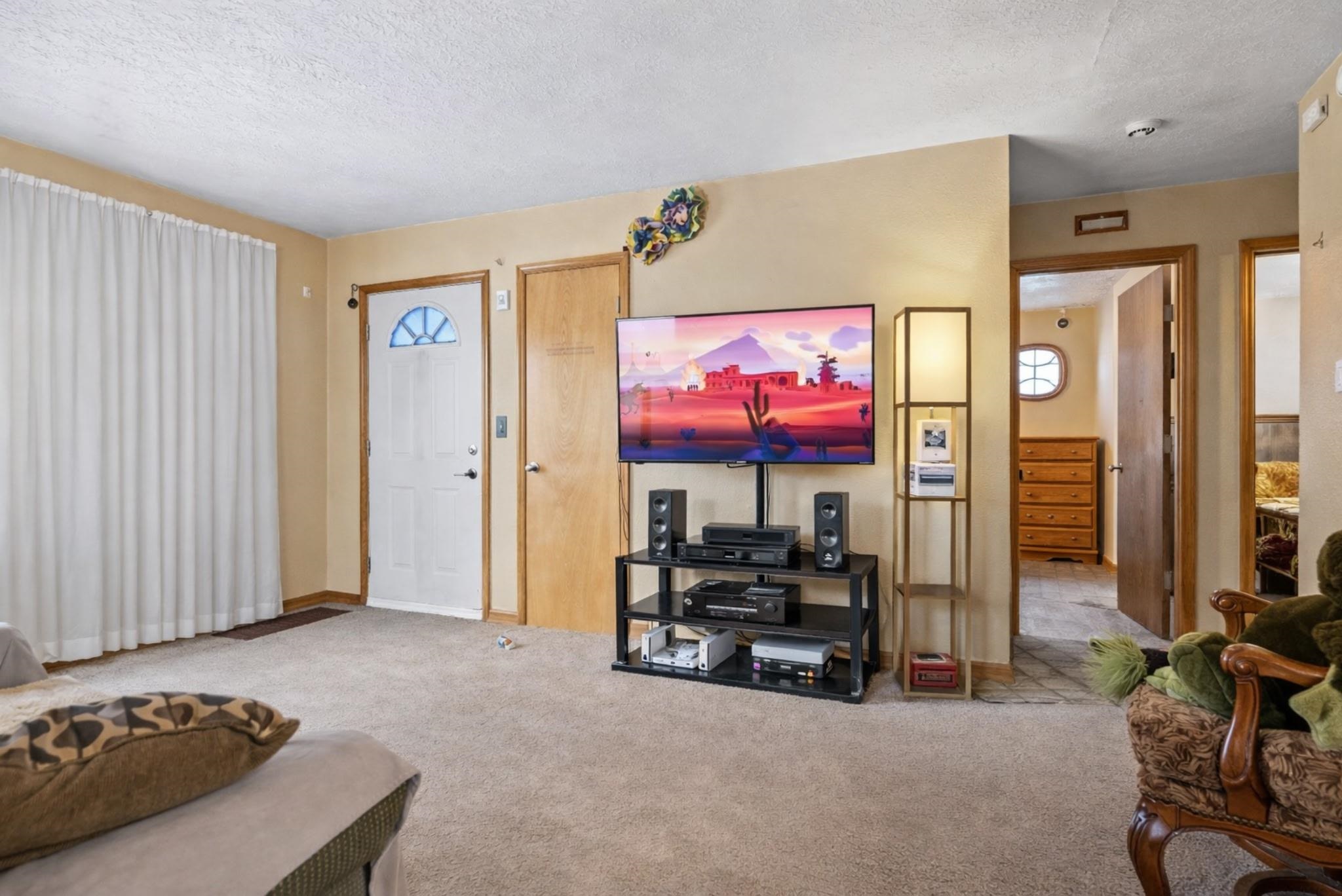 302 E Hawthorne Rd - Photo 5