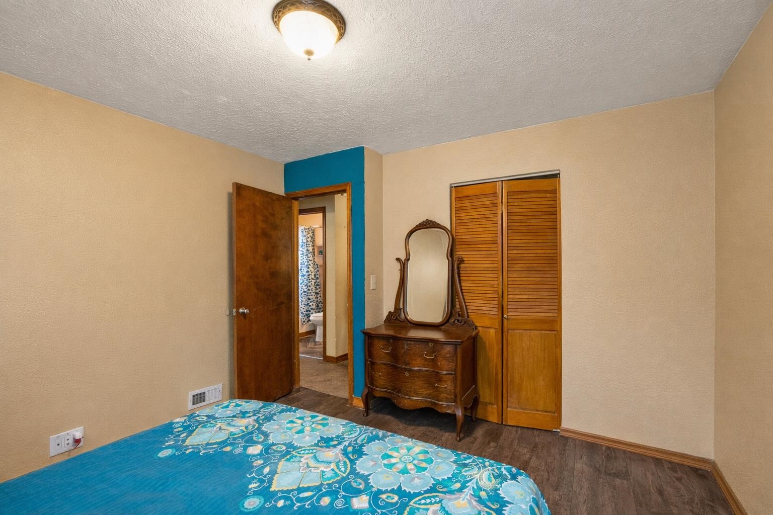 302 E Hawthorne Rd - Photo 10
