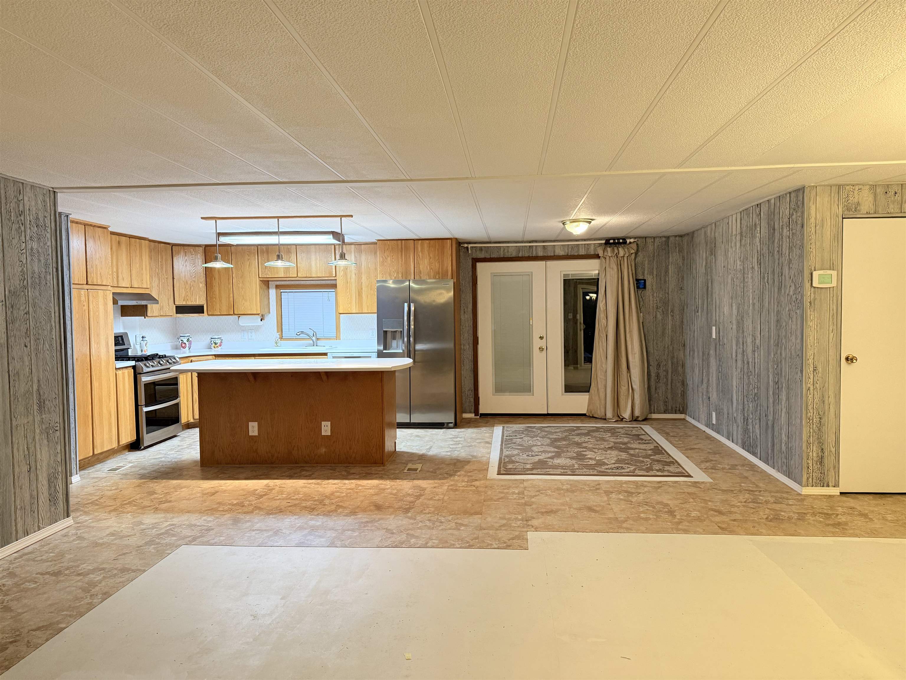 411 SW College Ave - Photo 4
