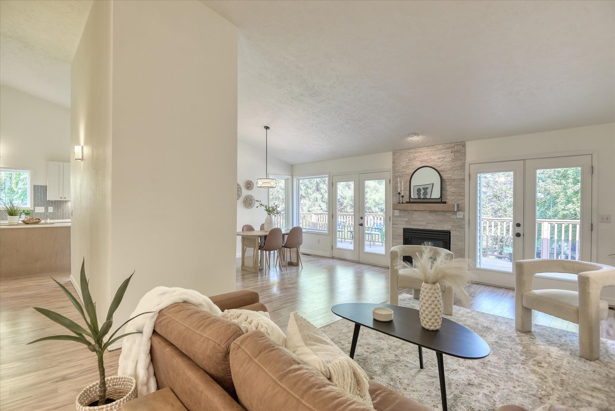 4420 E 51st Ln - Photo 6