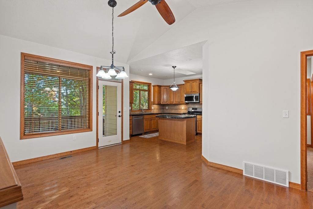 510 E Golden Eagle Ln - Photo 16