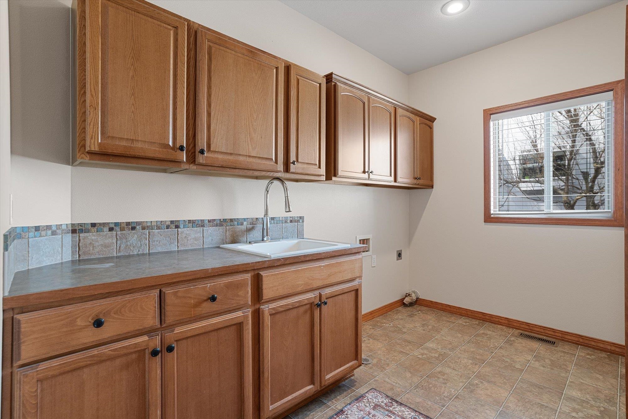 510 E Golden Eagle Ln - Photo 23