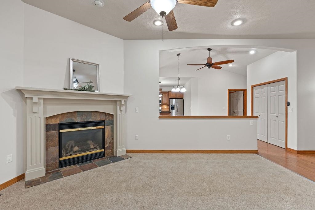 510 E Golden Eagle Ln - Photo 5